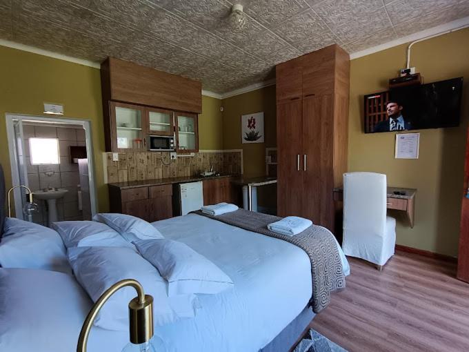 Victoria Oaks Guesthouse Victoria West Экстерьер фото